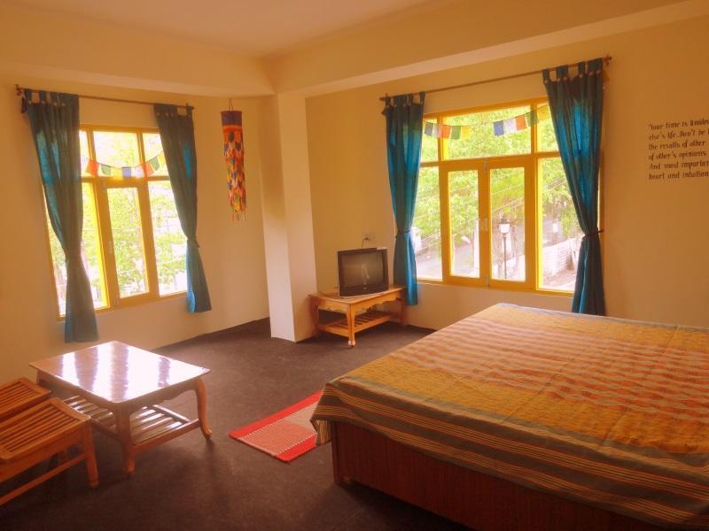 Hotel Deyzor Kaza Exteriér fotografie