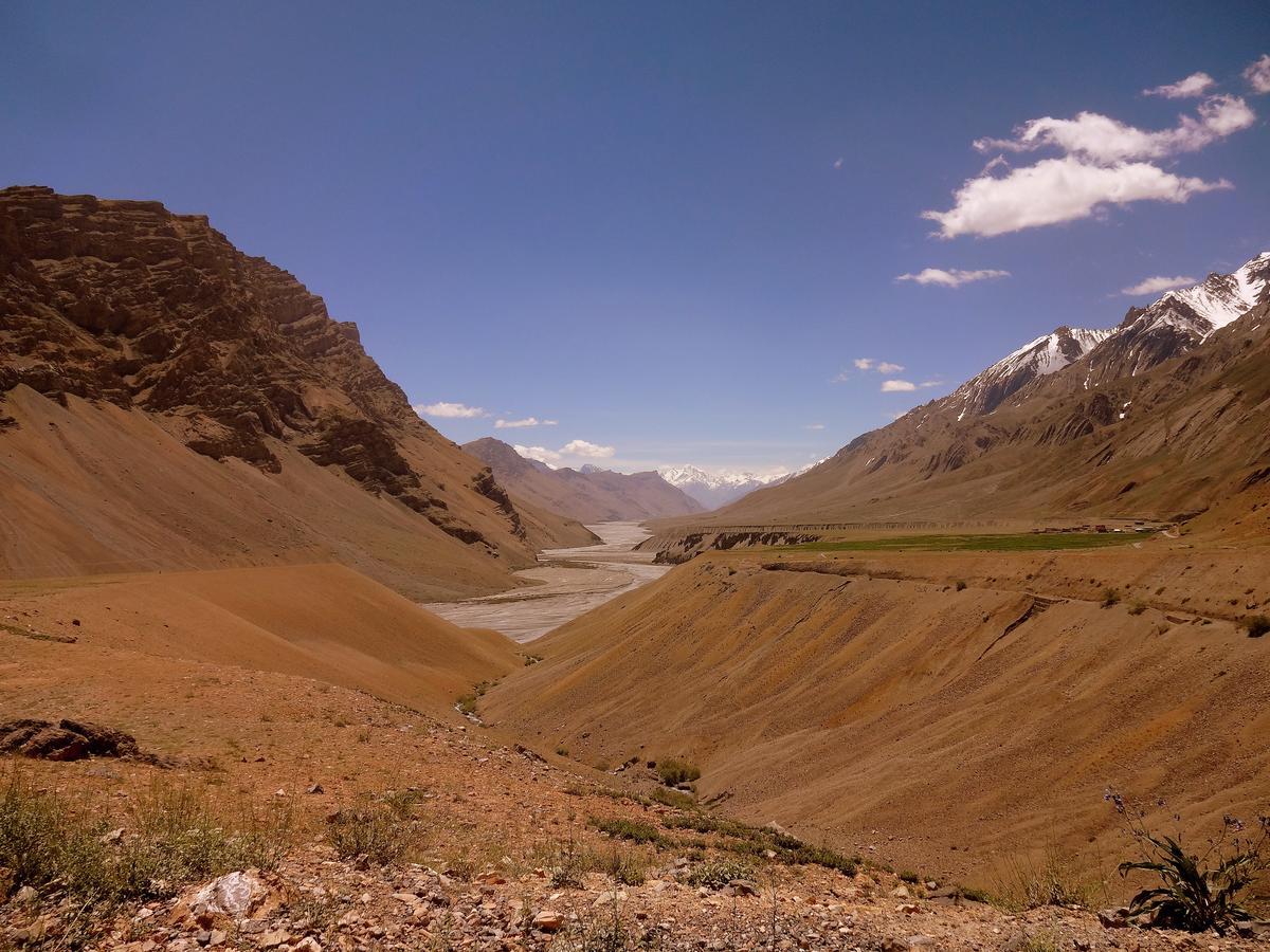 Hotel Deyzor Kaza Exteriér fotografie