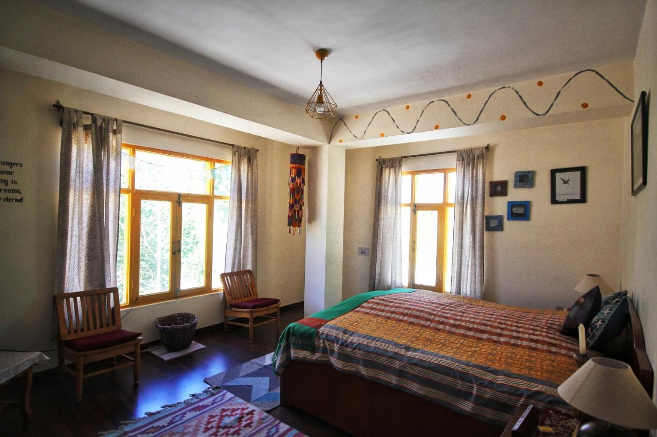 Hotel Deyzor Kaza Exteriér fotografie