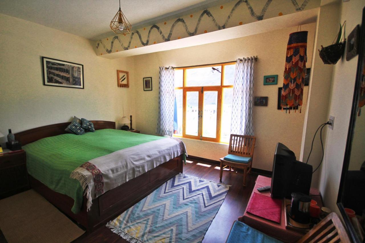 Hotel Deyzor Kaza Exteriér fotografie