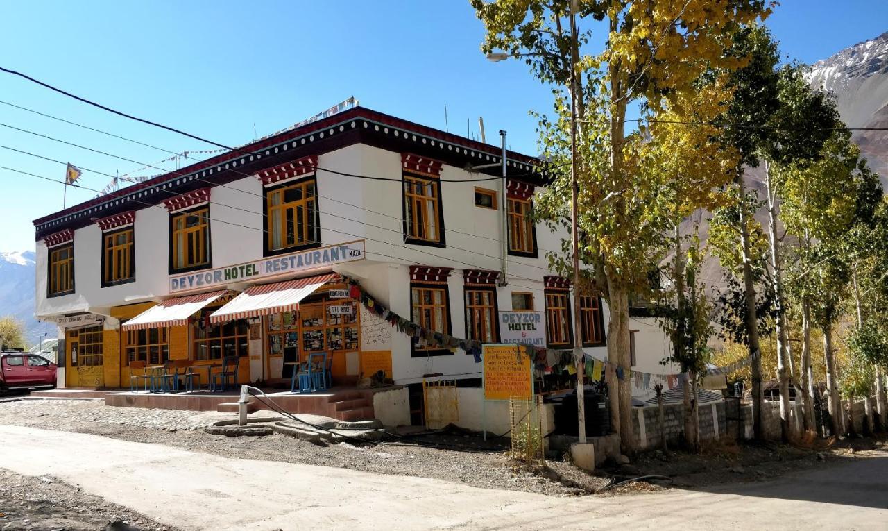 Hotel Deyzor Kaza Exteriér fotografie
