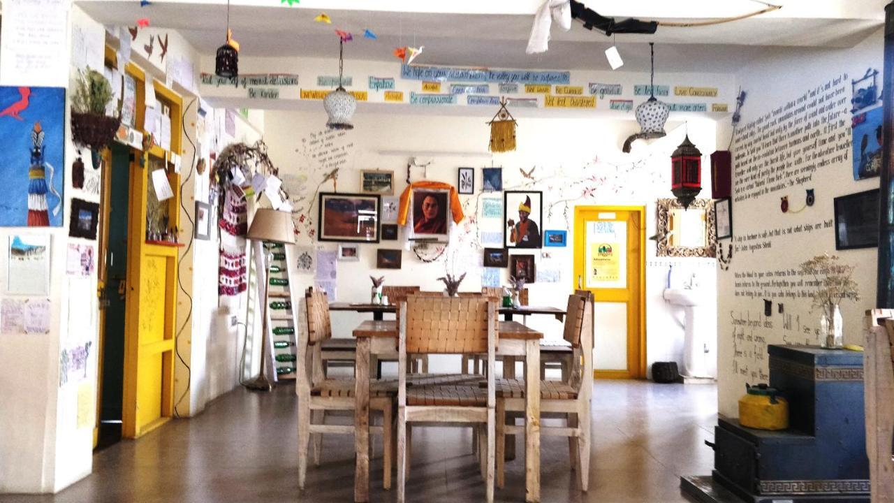 Hotel Deyzor Kaza Exteriér fotografie